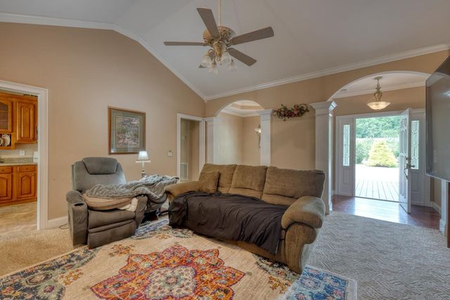 2187 Big Pine Drive, Hiawassee, GA 30546