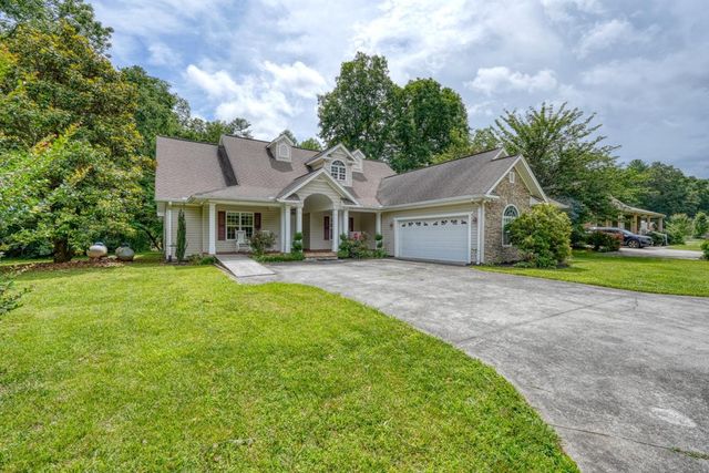 2187 Big Pine Drive, Hiawassee, GA 30546