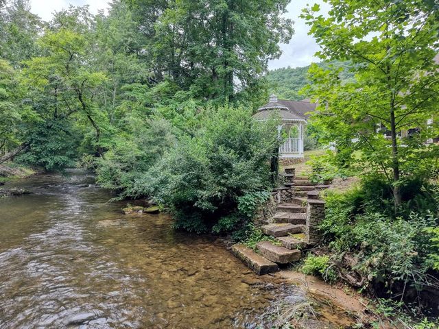 2187 Big Pine Drive, Hiawassee, GA 30546