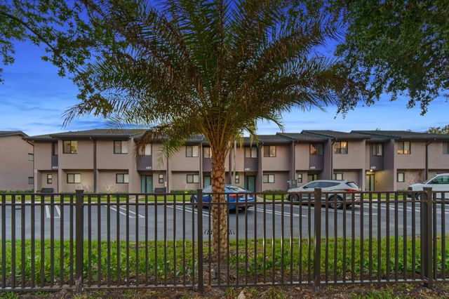 4315 NW 115th Avenue, Coral Springs, FL 33065