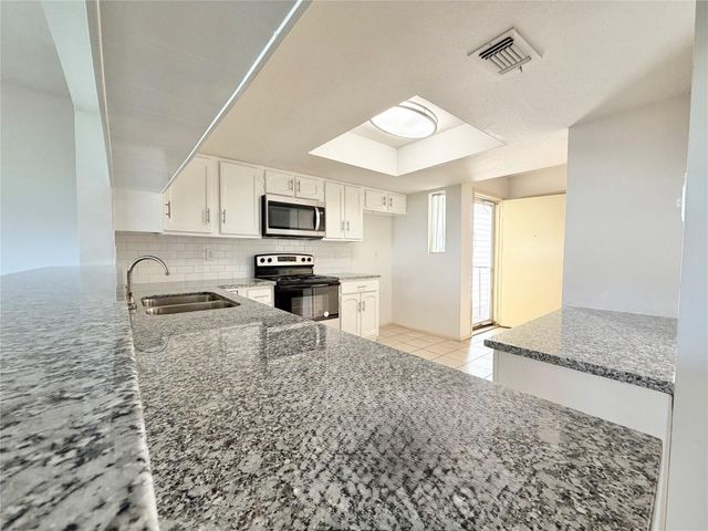 14555 Wunderlich Drive 2602, Houston, TX 77069