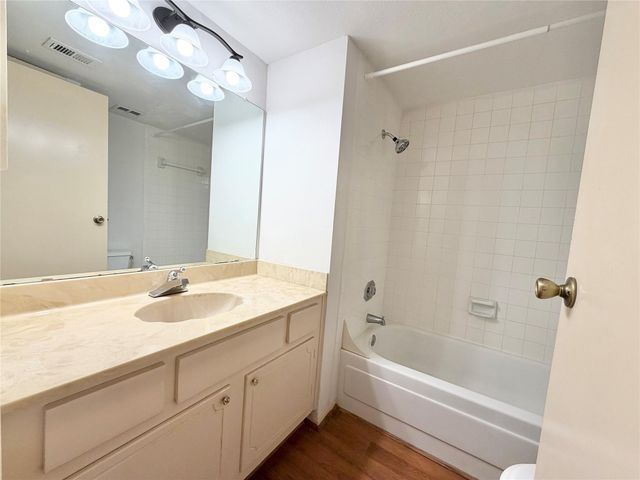 14555 Wunderlich Drive 2602, Houston, TX 77069