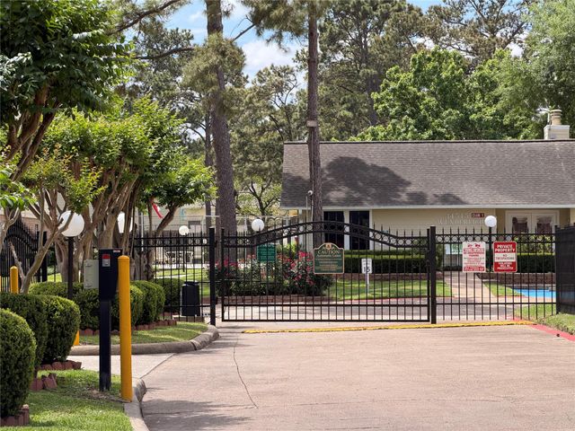 14555 Wunderlich Drive 2602, Houston, TX 77069