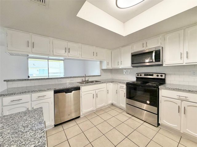 14555 Wunderlich Drive 2602, Houston, TX 77069