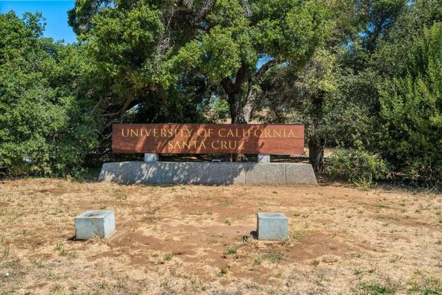 131 Spring Street, Santa Cruz, CA 95060