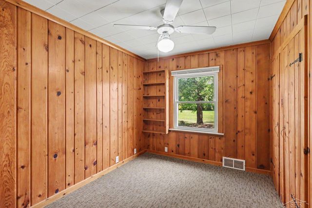 3720 N Michigan Avenue, Saginaw, MI 48604