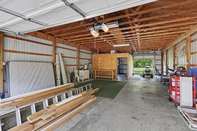 3720 N Michigan Avenue, Saginaw, MI 48604