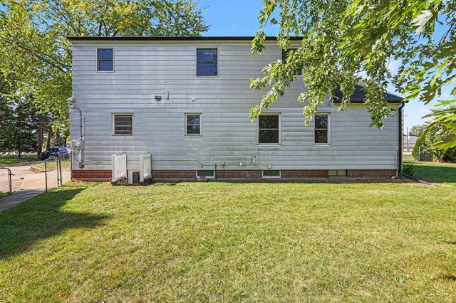3720 N Michigan Avenue, Saginaw, MI 48604