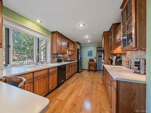 28132 Man O War Trl, Evergreen, CO 80439