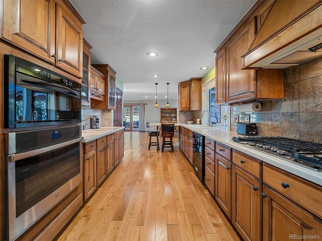 28132 Man O War Trl, Evergreen, CO 80439