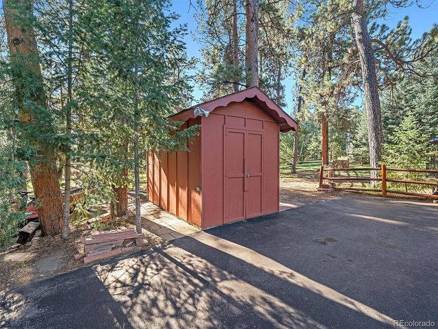 28132 Man O War Trl, Evergreen, CO 80439