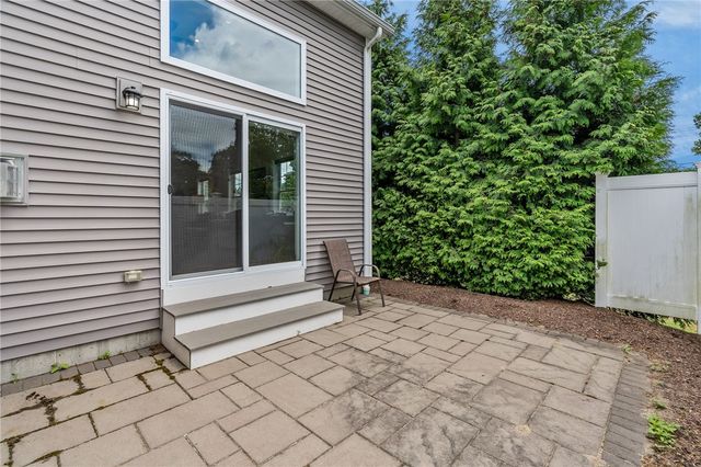 80 Bear Hill Road 101, Cumberland, RI 02864