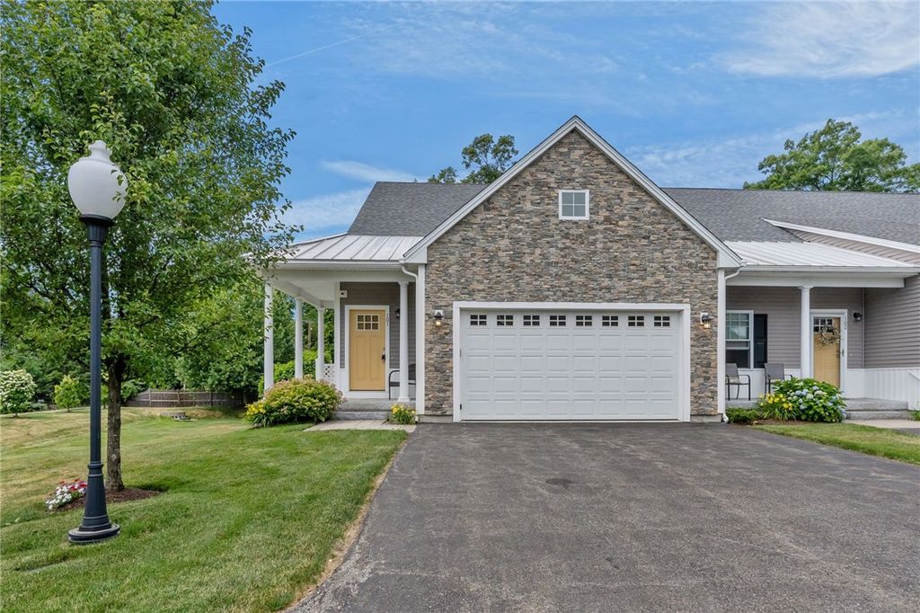80 Bear Hill Road 101, Cumberland, RI 02864