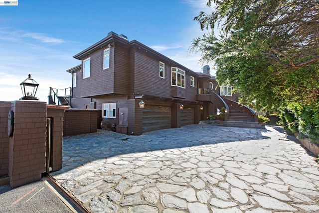 797 Las Olas Dr, Aptos, CA 95003