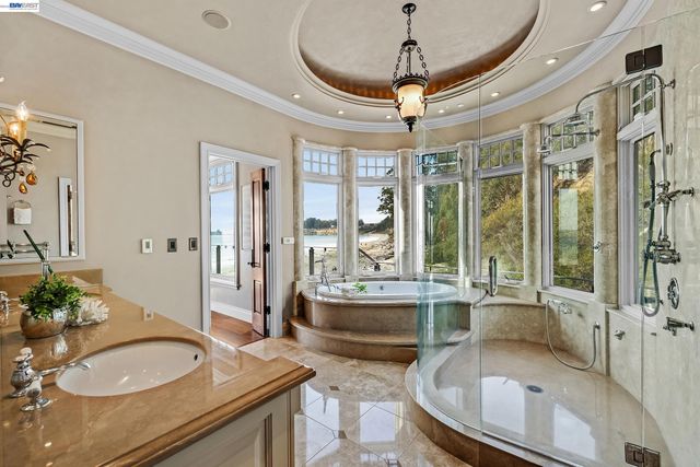 797 Las Olas Dr, Aptos, CA 95003