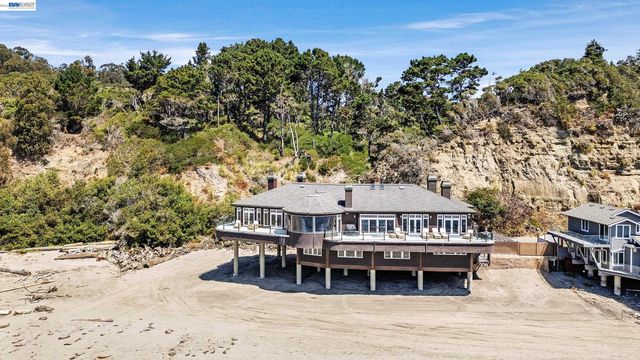 797 Las Olas Dr, Aptos, CA 95003