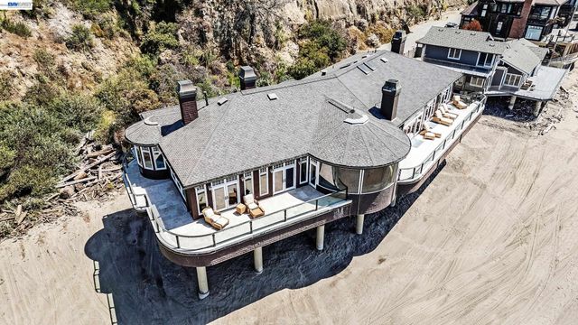 797 Las Olas Dr, Aptos, CA 95003