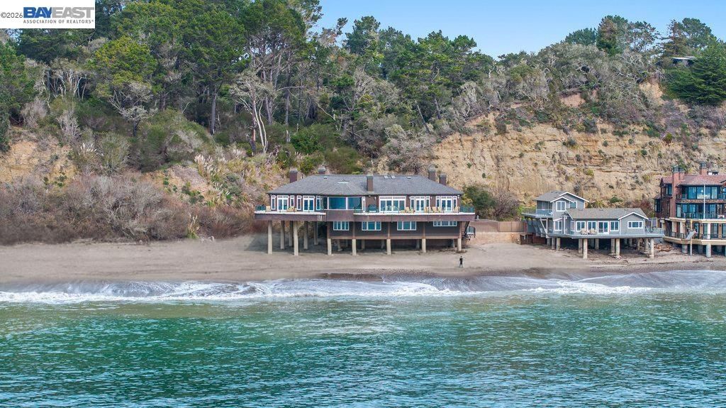 797 Las Olas Dr, Aptos, CA 95003