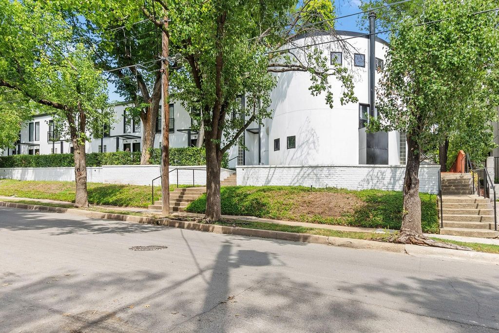 4242 Buena Vista Street 22, Dallas, TX 75205