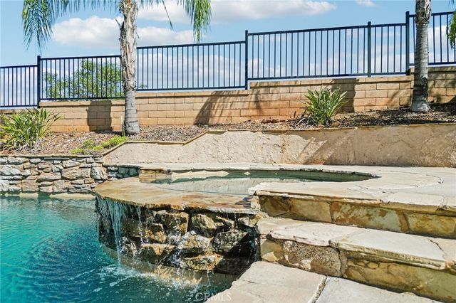 8622 Edelweiss, Corona, CA 92883