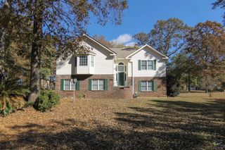 111 Red Oak Glen, Centerville, GA 31028
