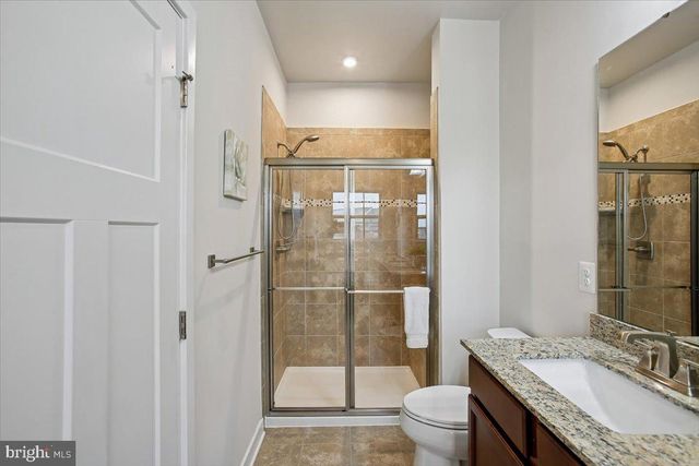 2105 HEMLOCK BAY RD, Dumfries, VA 22026