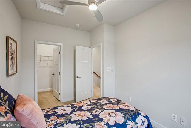 2105 HEMLOCK BAY RD, Dumfries, VA 22026