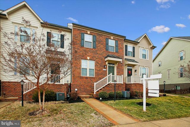 2105 HEMLOCK BAY RD, Dumfries, VA 22026