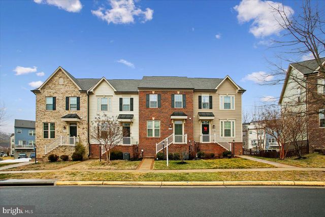 2105 HEMLOCK BAY RD, Dumfries, VA 22026