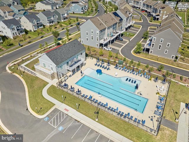 2105 HEMLOCK BAY RD, Dumfries, VA 22026