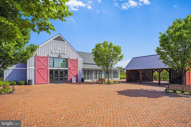 2105 HEMLOCK BAY RD, Dumfries, VA 22026