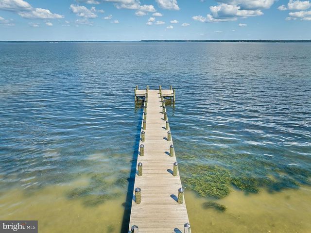 2105 HEMLOCK BAY RD, Dumfries, VA 22026