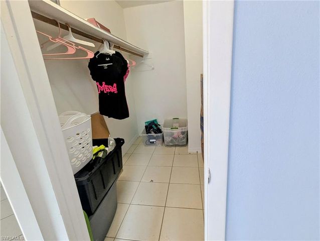 2366 E Mall DR 313, Fort Myers, FL 33901