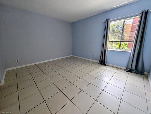 2366 E Mall DR 313, Fort Myers, FL 33901
