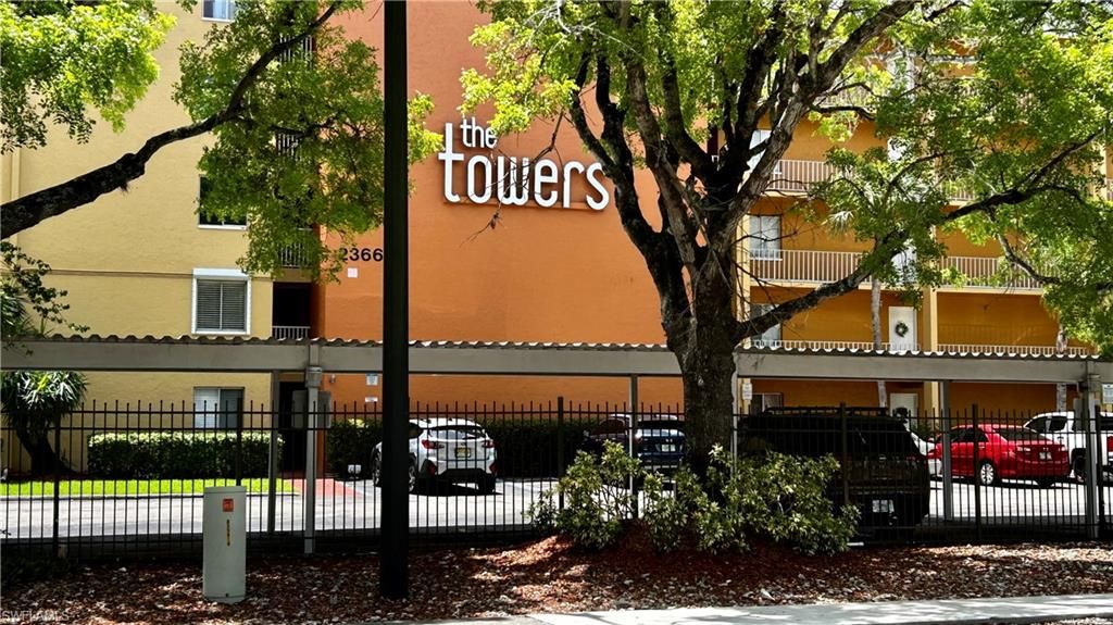 2366 E Mall DR 313, Fort Myers, FL 33901