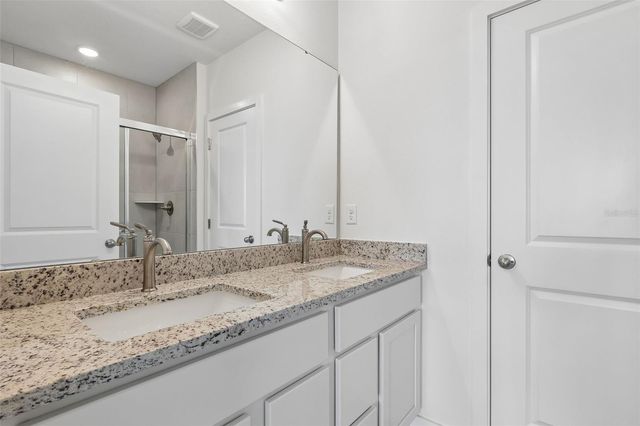 1976 DIAMOND HEAD CIRCLE, Haines City, FL 33844