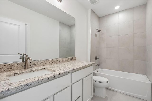 1976 DIAMOND HEAD CIRCLE, Haines City, FL 33844