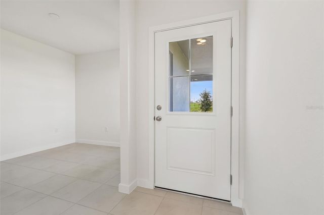 1976 DIAMOND HEAD CIRCLE, Haines City, FL 33844