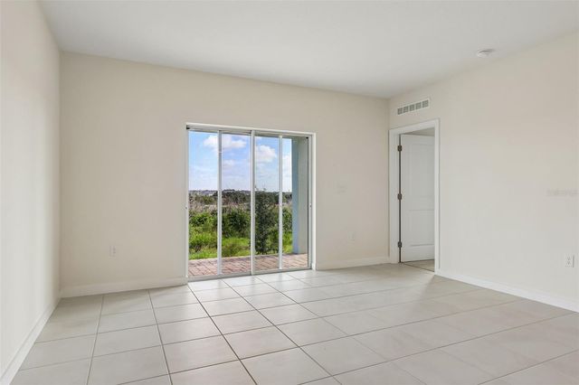1976 DIAMOND HEAD CIRCLE, Haines City, FL 33844