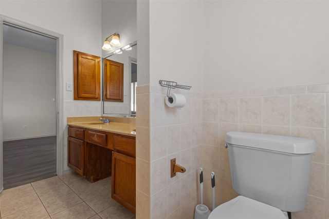 812 Bentle Street, Cedar Hill, TX 75104