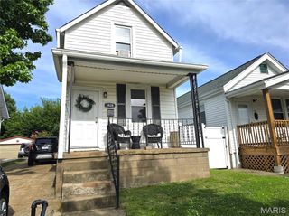 3438 Watson Road, St Louis, MO 63139