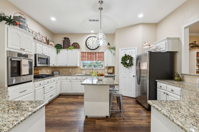 308 N Elm, Quinlan, TX 75474