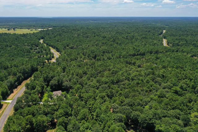 3b-13-3 Saddle Ridge, Huntsville, TX 77340