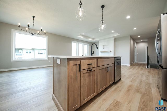 725 S Granite Cir Circle, Tea, SD 57064