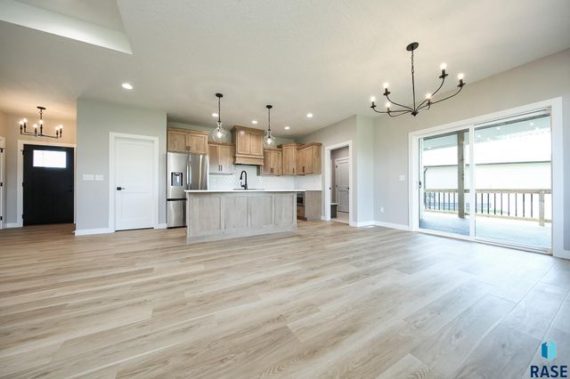 725 S Granite Cir Circle, Tea, SD 57064