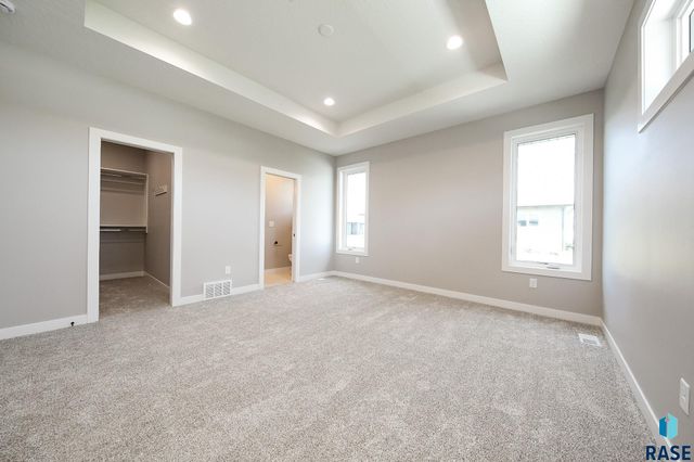 725 S Granite Cir Circle, Tea, SD 57064