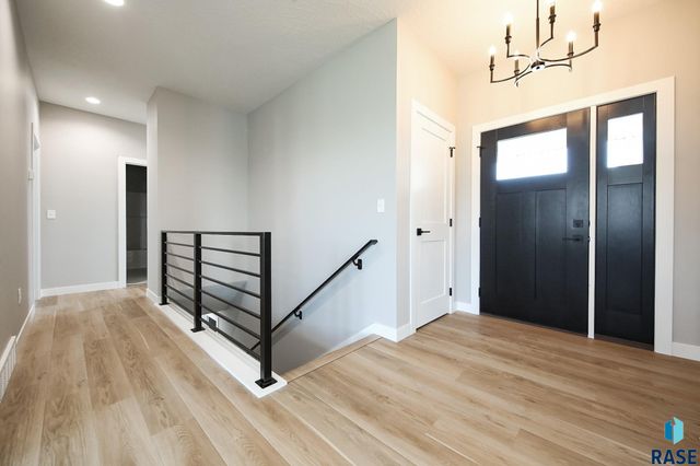 725 S Granite Cir Circle, Tea, SD 57064