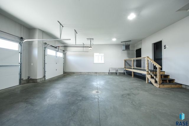 725 S Granite Cir Circle, Tea, SD 57064