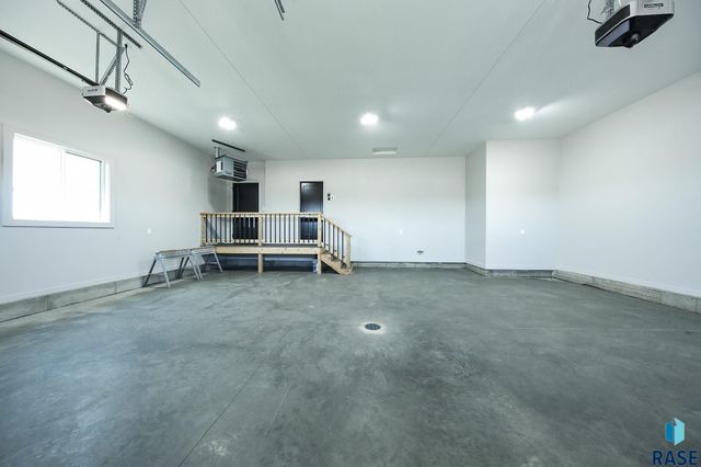 725 S Granite Cir Circle, Tea, SD 57064