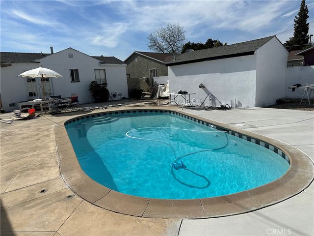 12122 Utah, South Gate, CA 90280